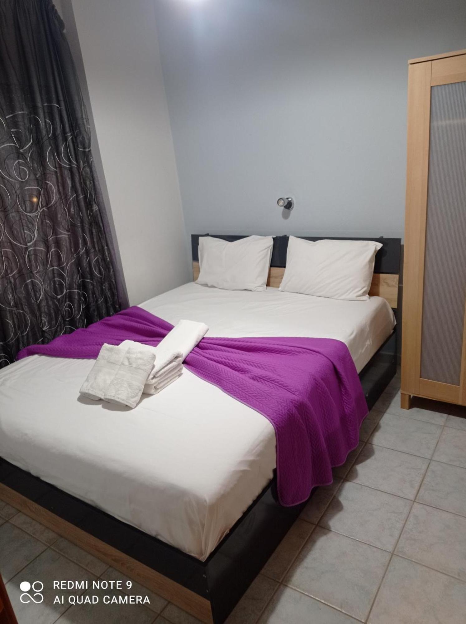 "By The Sea" Family Apartments Paralia Dionisiou Exterior foto