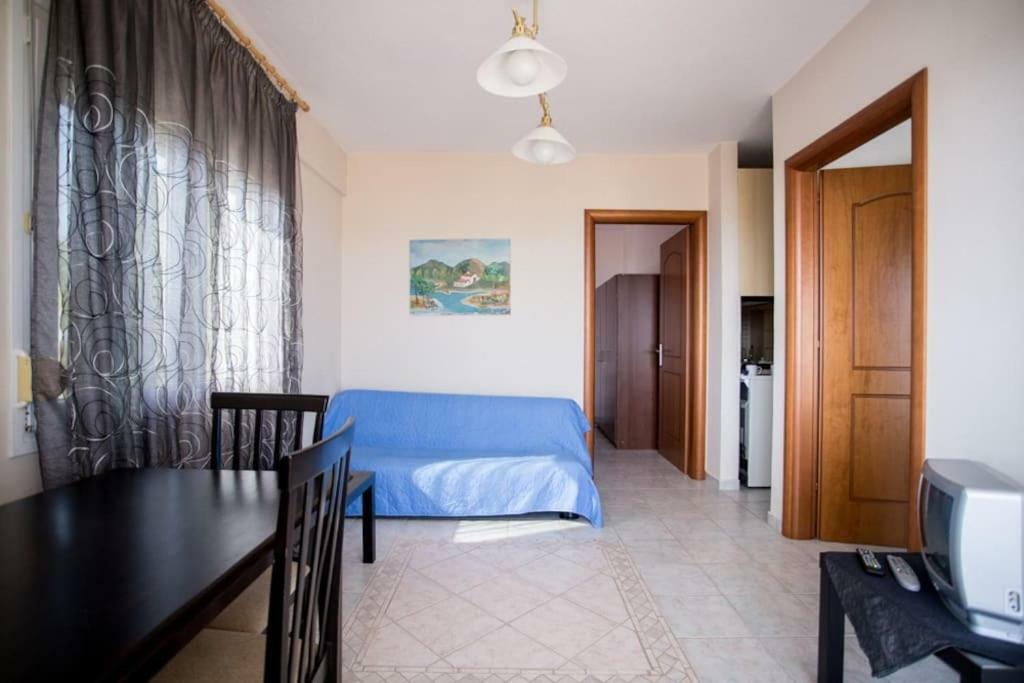 "By The Sea" Family Apartments Paralia Dionisiou Exterior foto